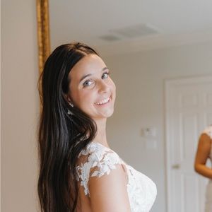 Meet your Posher, Chloe